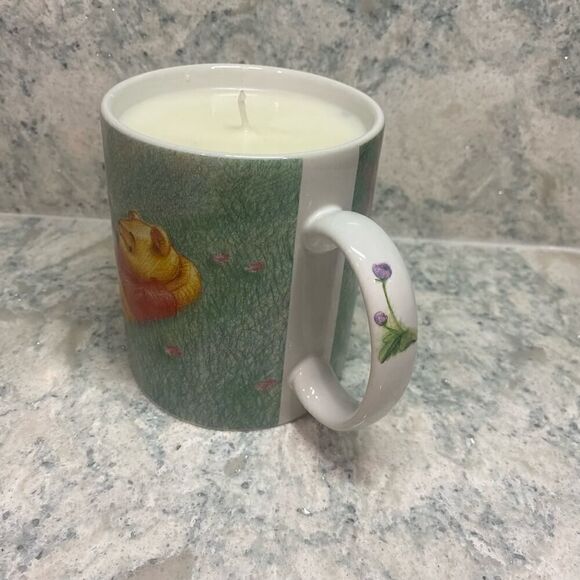 Winnie the Pooh Candle - Picture 3 of 7